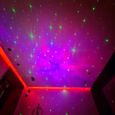 Luxury Square 21, Seven Heavens Apartamento