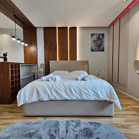 Luxury Square 21, Seven Heavens Tirana